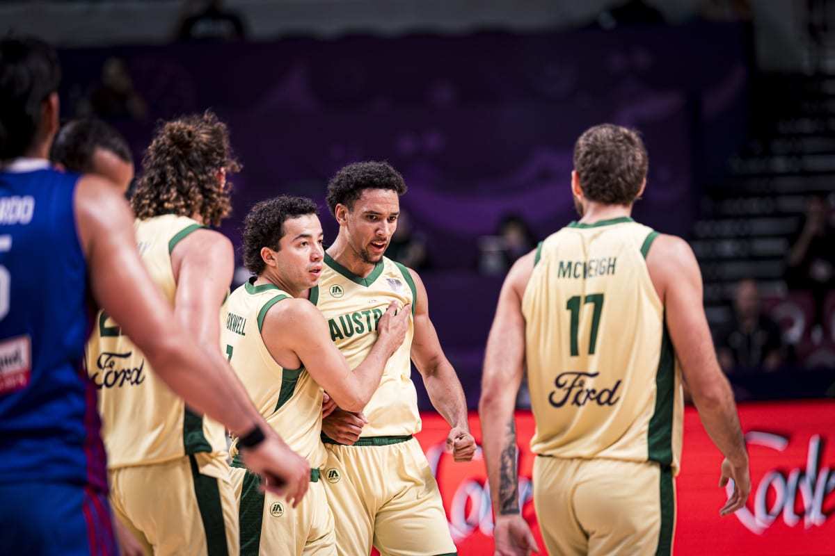 乐动体育app-西亚卡姆新星持续失利表现突出，澳大利亚队前途光明！全场沸腾不已-乐动体育app